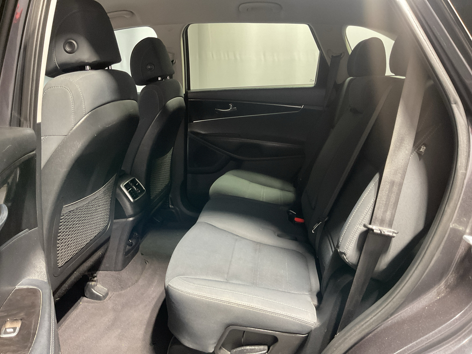 2017 Kia Sorento LX 2WD