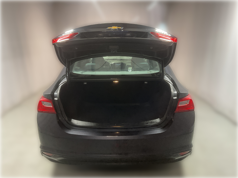 2022 Chevrolet Malibu LS
