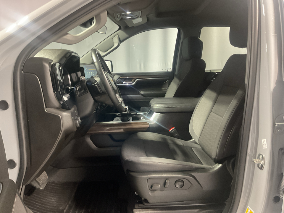 2024 Chevrolet Silverado 1500 LT Crew Cab 2WD