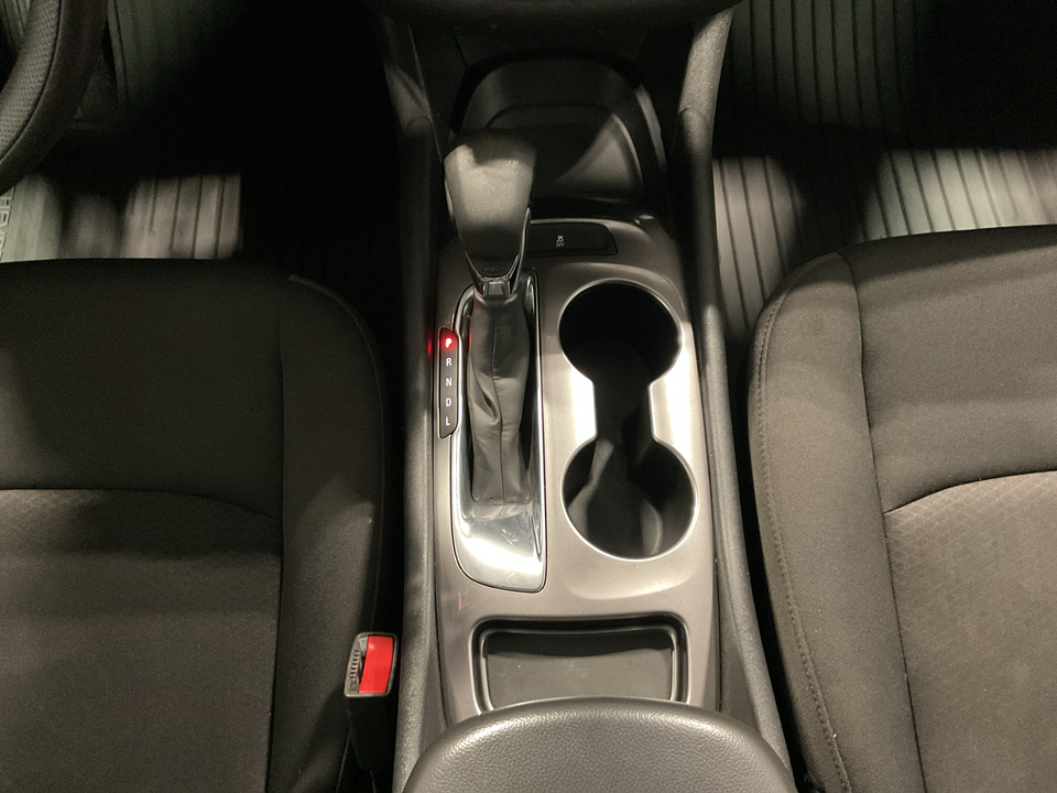 2022 Chevrolet Malibu LS