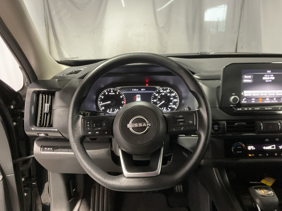 2025 Nissan Pathfinder S