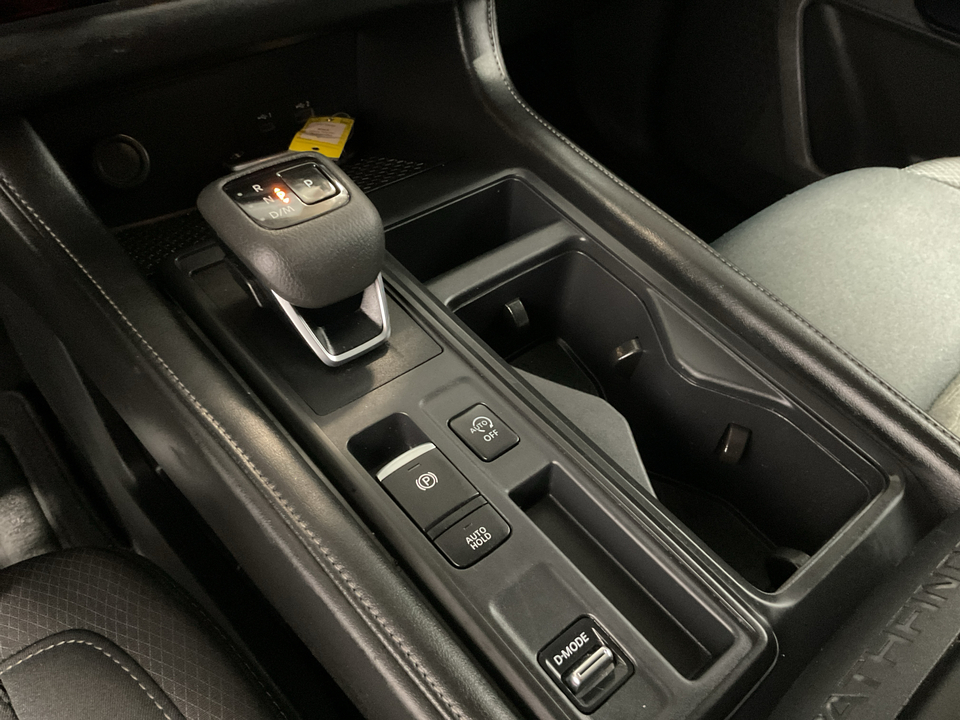 2025 Nissan Pathfinder S