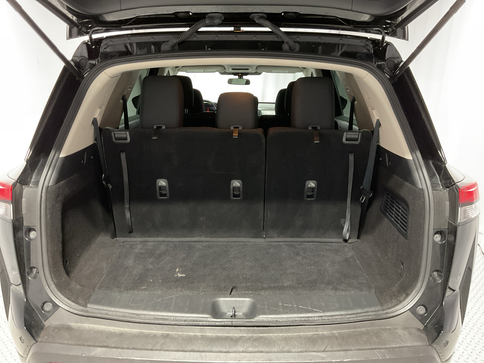 2025 Nissan Pathfinder S