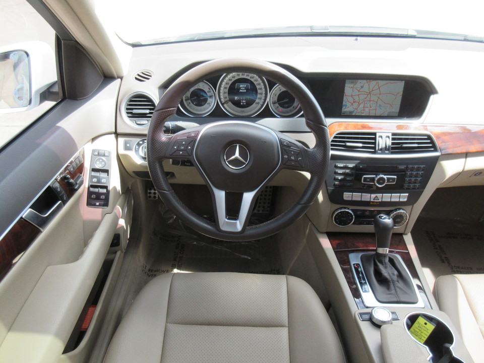 2014 Mercedes-Benz C-Class C250 Luxury Sedan
