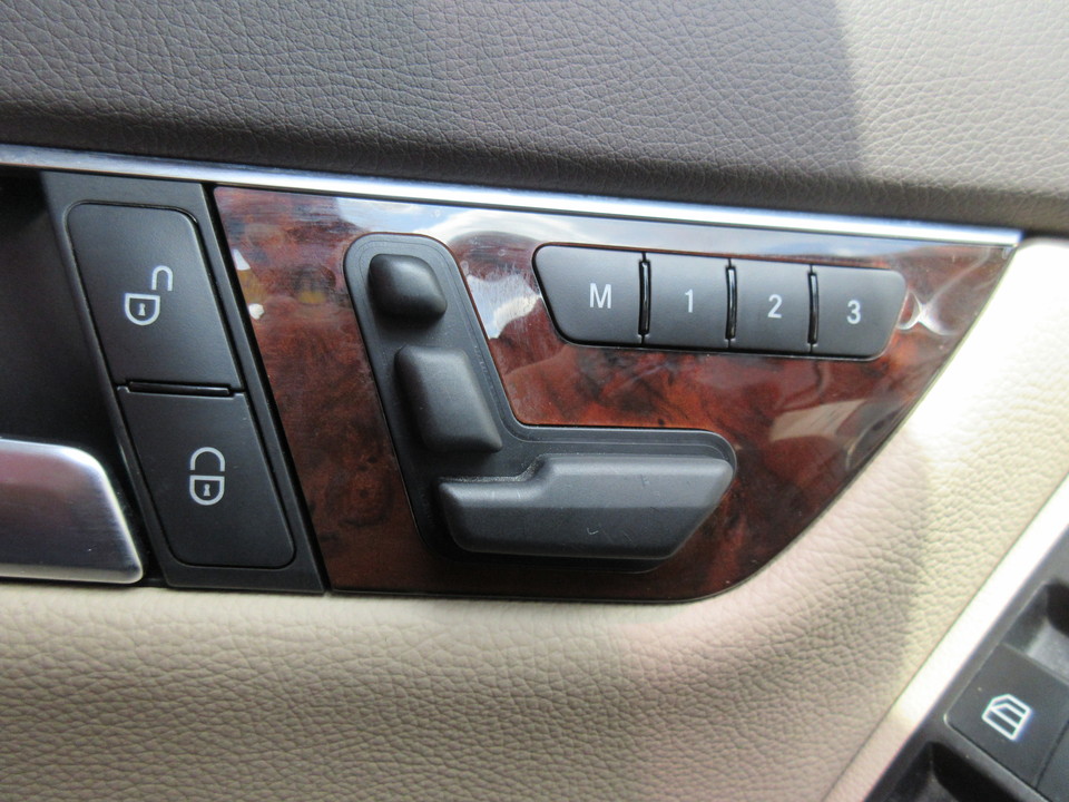 2014 Mercedes-Benz C-Class C250 Luxury Sedan