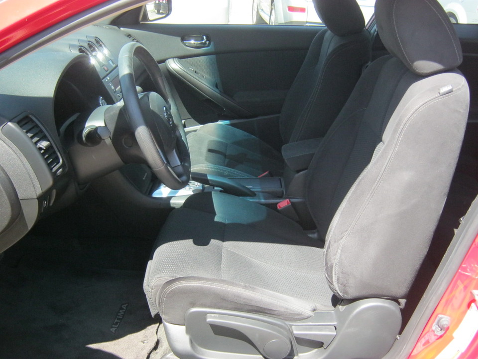 2012 Nissan Altima 2.5 S CVT Coupe