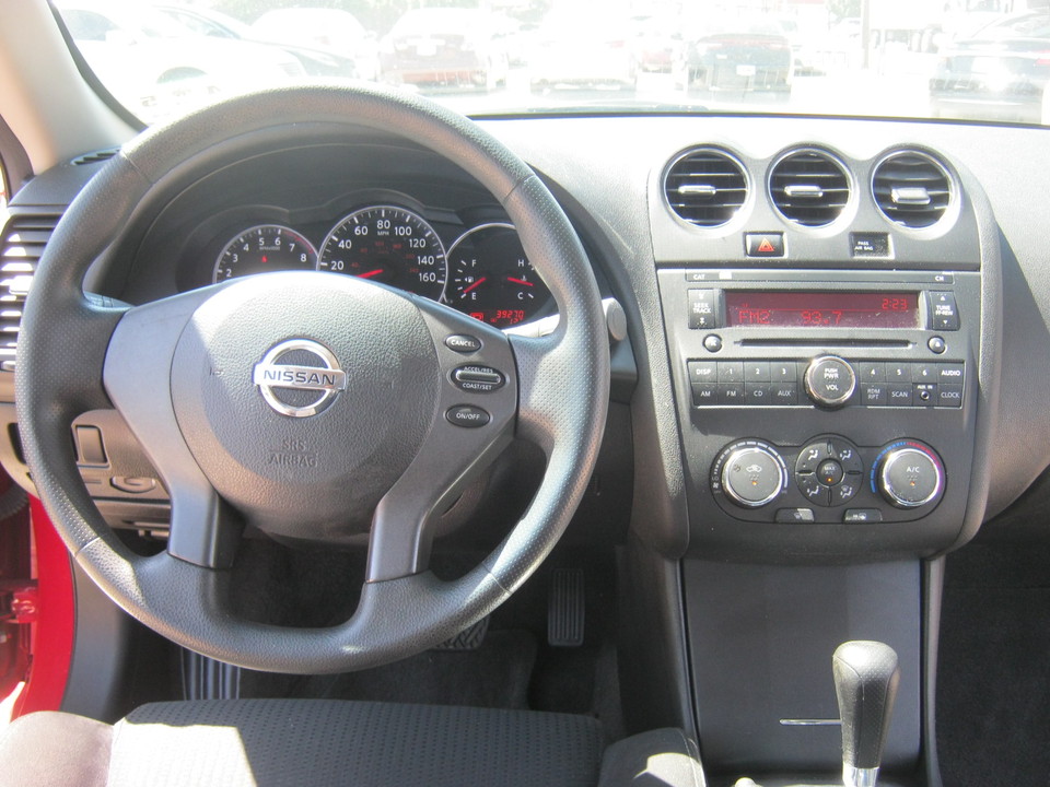 2012 Nissan Altima 2.5 S CVT Coupe