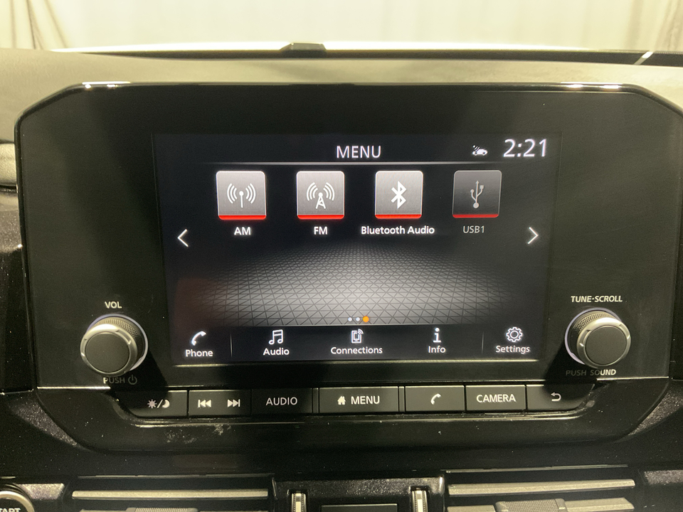 2023 Nissan Pathfinder SV
