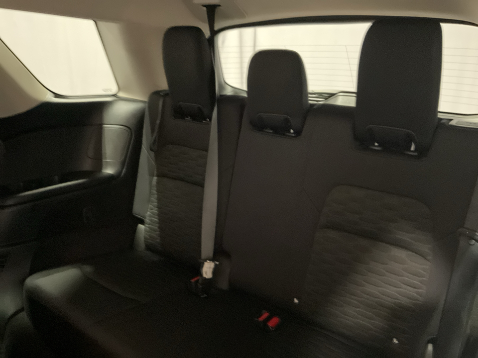 2023 Nissan Pathfinder SV