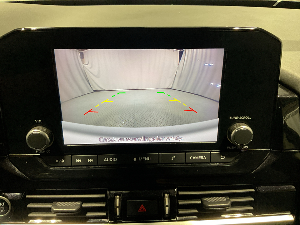 2023 Nissan Pathfinder SV