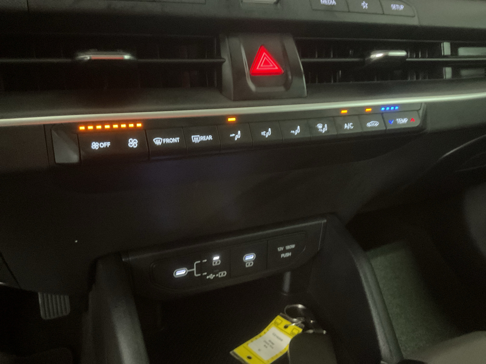 2025 Kia K4 LX