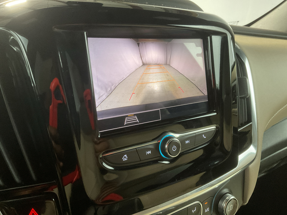 2023 Chevrolet Traverse LS FWD