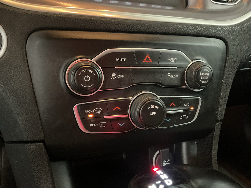 2022 Dodge Charger SXT