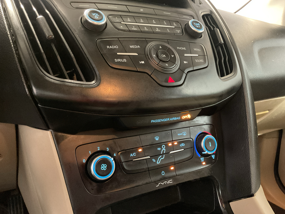 2018 Ford Focus SE Sedan