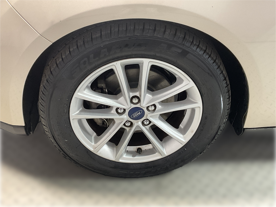 2018 Ford Focus SE Sedan