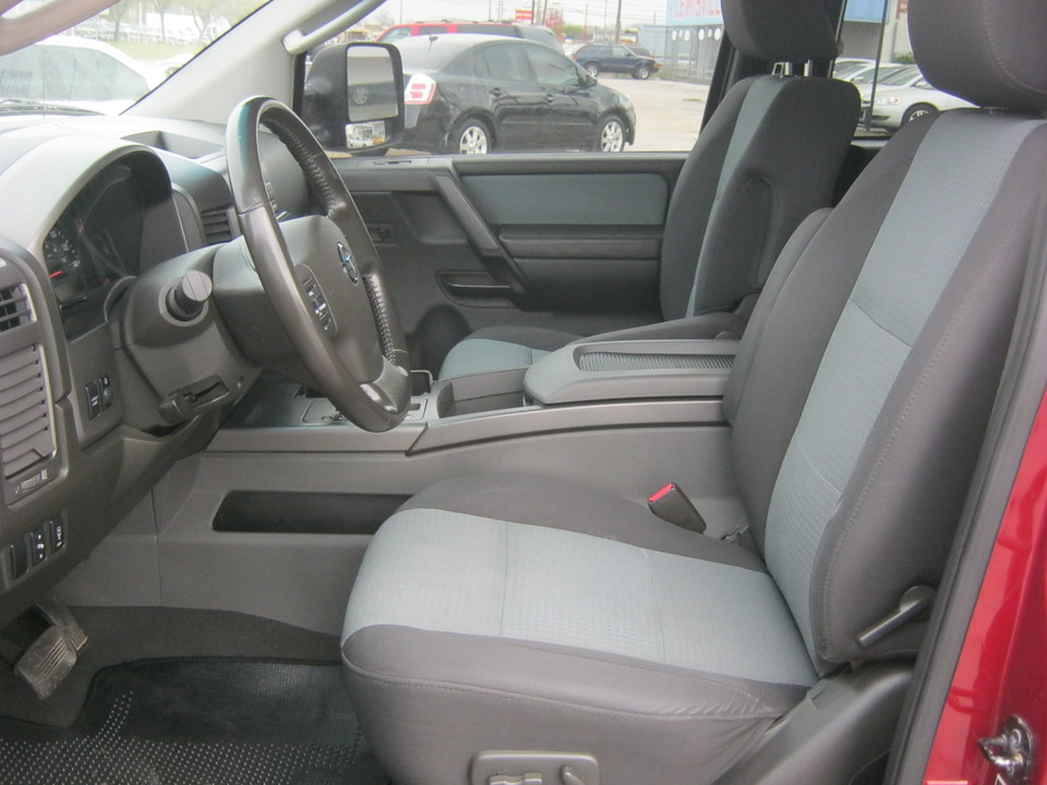 2007 Nissan Titan SE King Cab 2WD