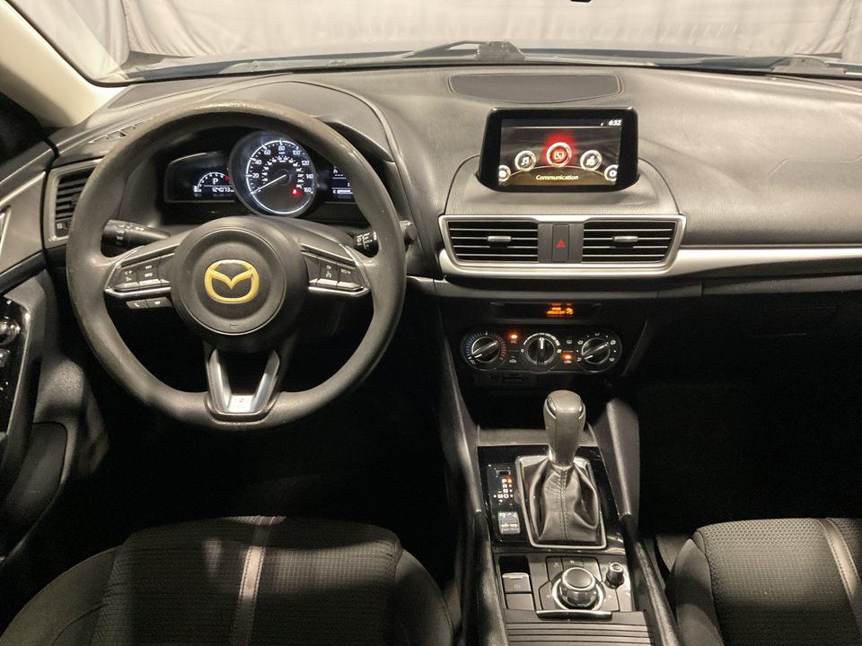 2018 Mazda MAZDA3 i Sport AT 4-Door