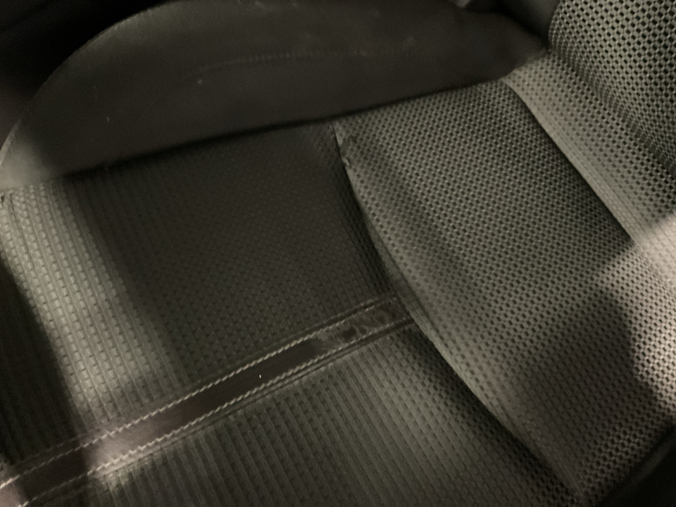 2018 Mazda MAZDA3 i Sport AT 4-Door