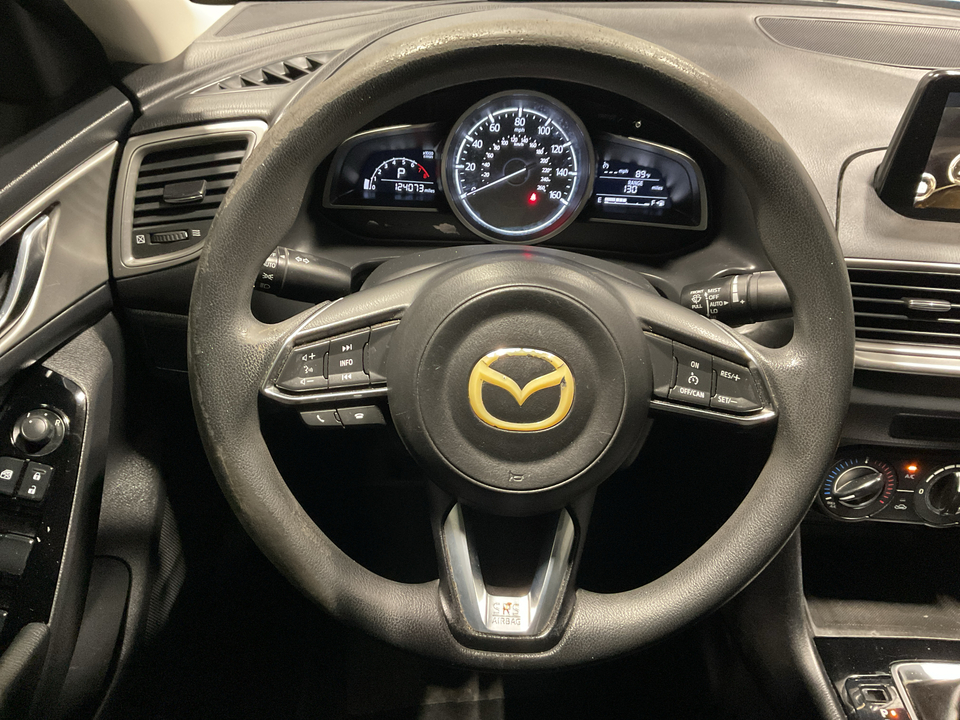 2018 Mazda MAZDA3 i Sport AT 4-Door
