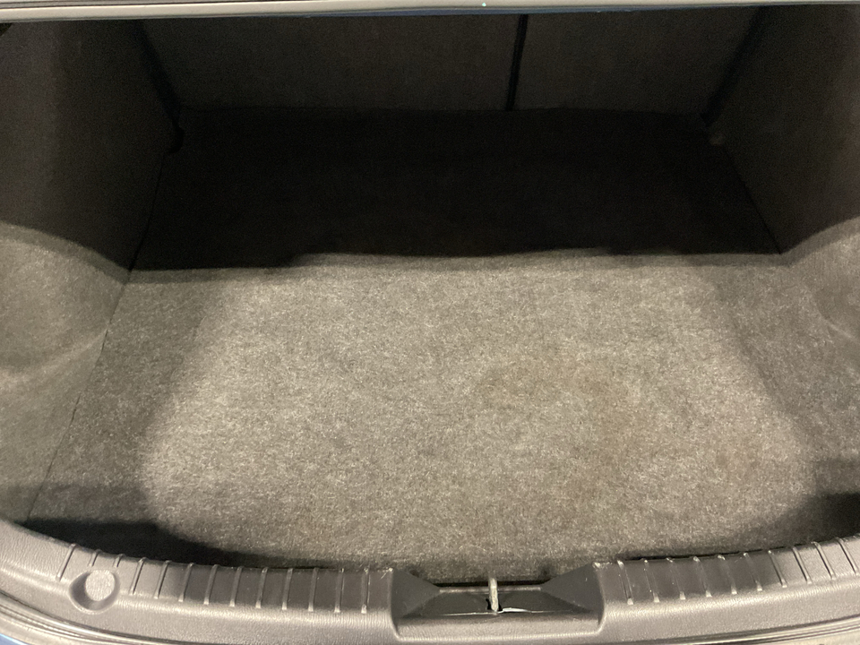 2018 Mazda MAZDA3 i Sport AT 4-Door