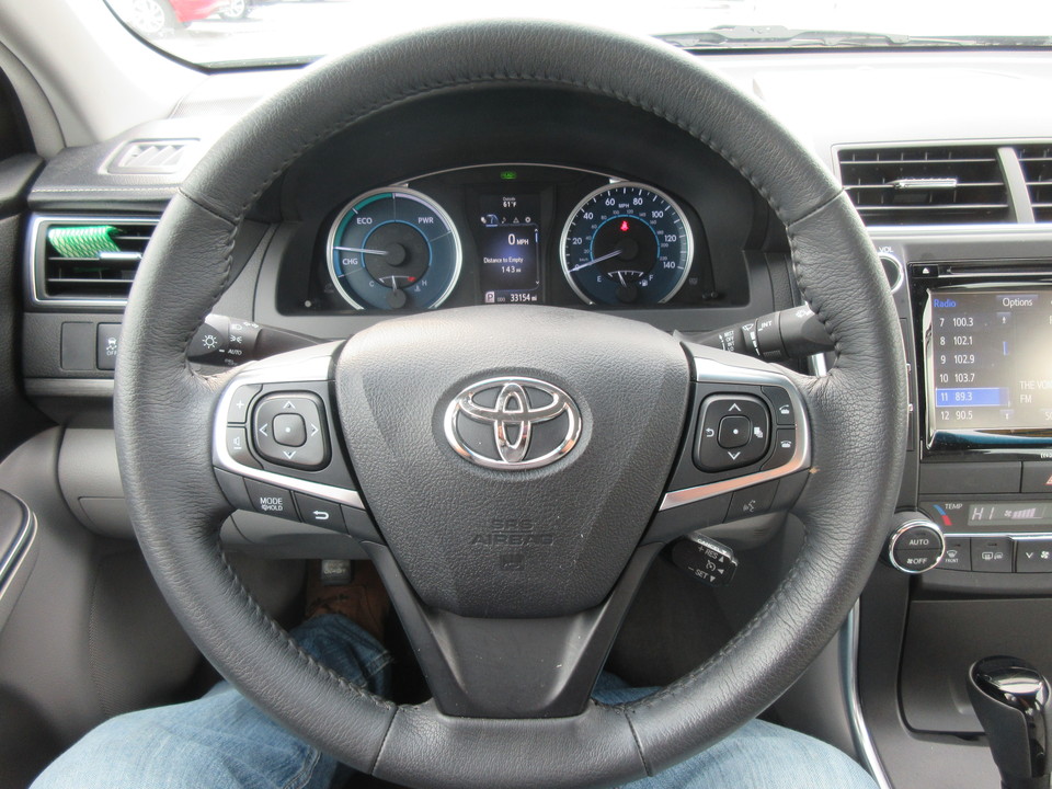 2017 Toyota Camry Hybrid LE