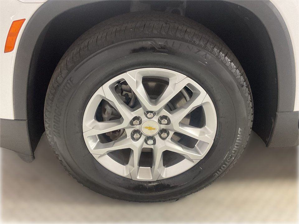 2023 Chevrolet Traverse LS FWD