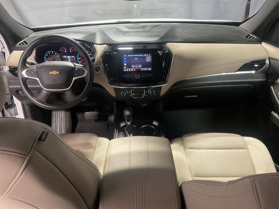 2023 Chevrolet Traverse LS FWD