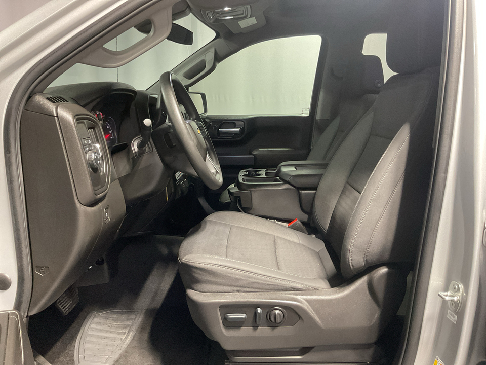 2022 Chevrolet Silverado 1500 Limited Custom Double Cab 2WD