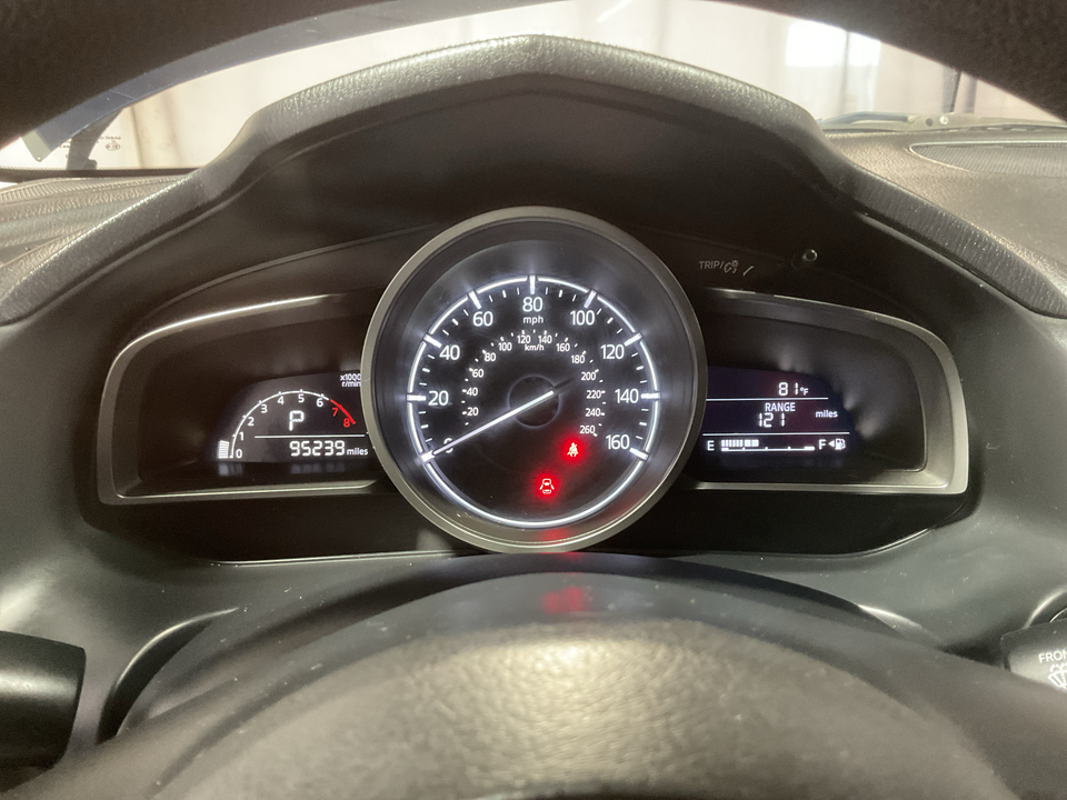 2018 Mazda MAZDA3 i Sport AT 5-Door