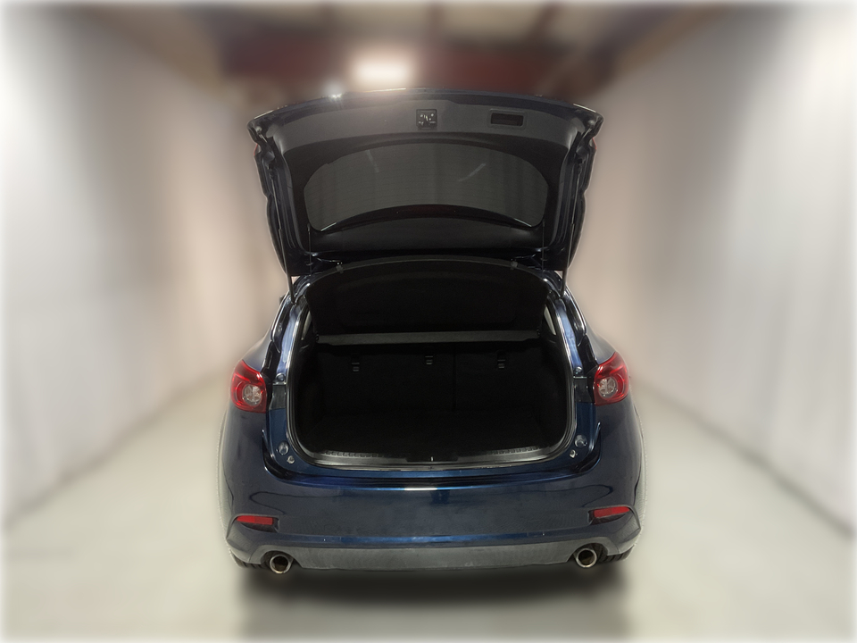 2018 Mazda MAZDA3 i Sport AT 5-Door