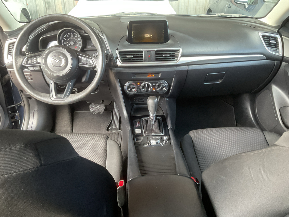 2018 Mazda MAZDA3 i Sport AT 5-Door