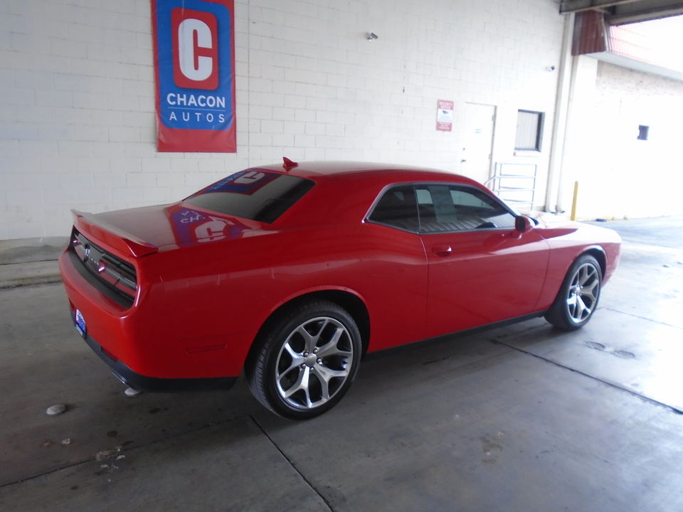 2016 Dodge Challenger SXT