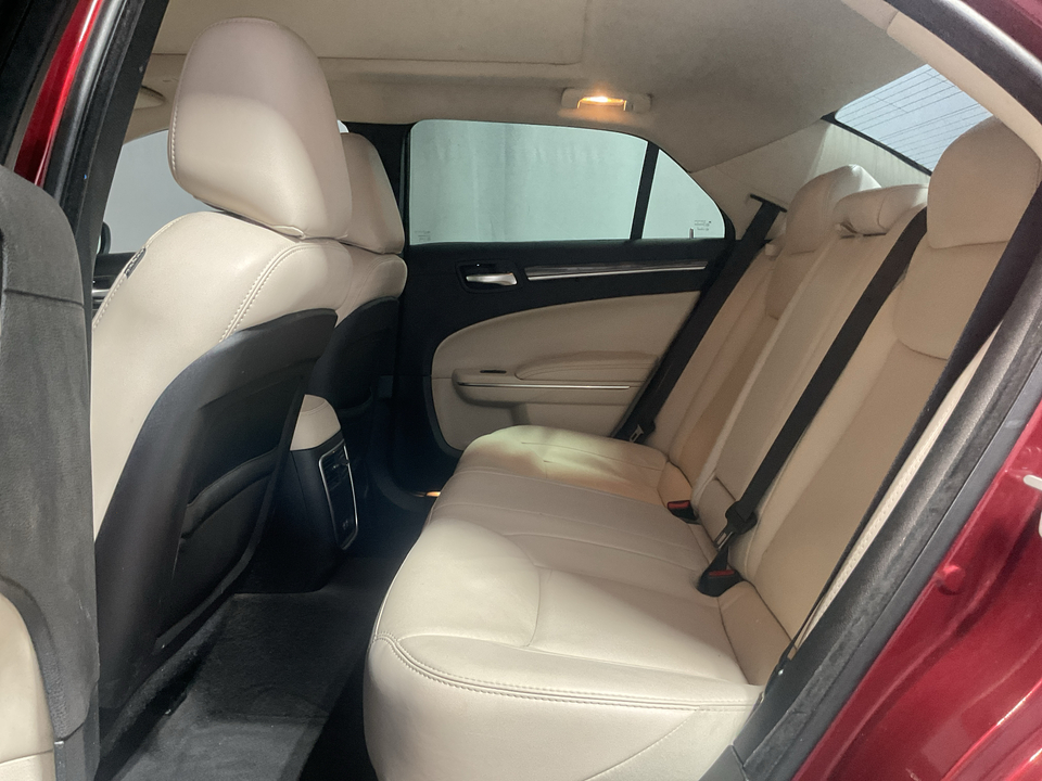2018 Chrysler 300 Touring