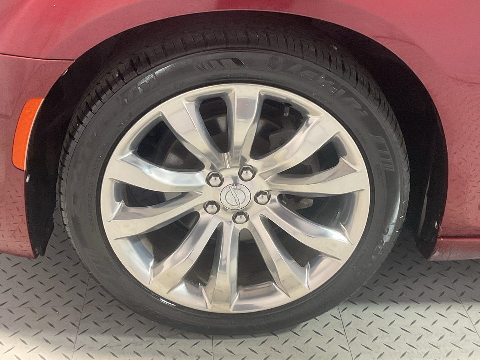 2018 Chrysler 300 Touring