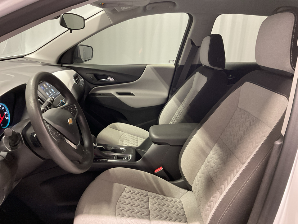 2023 Chevrolet Equinox LS 2WD