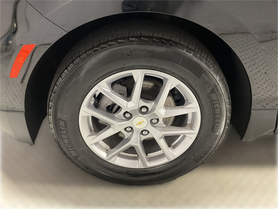 2023 Chevrolet Equinox LS 2WD