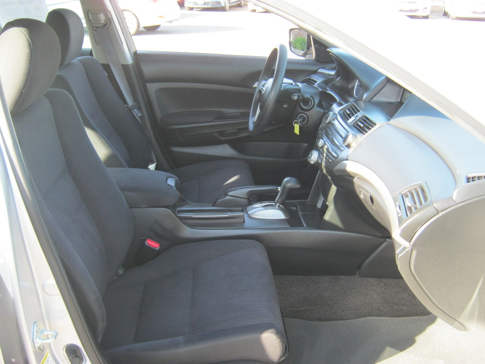 2012 Honda Accord LX Sedan AT