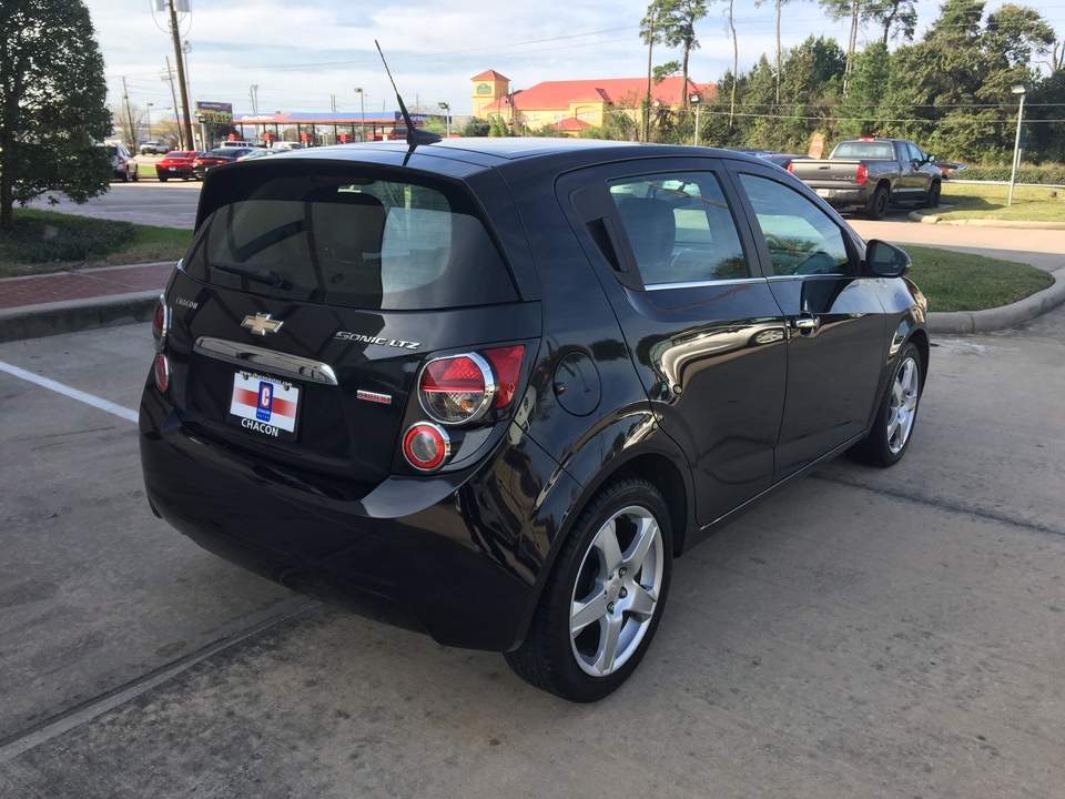 2014 Chevrolet Sonic LTZ Auto 5-Door