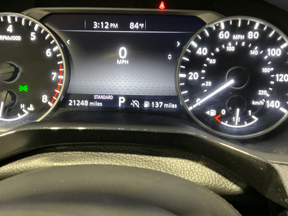 2024 Nissan Pathfinder SV