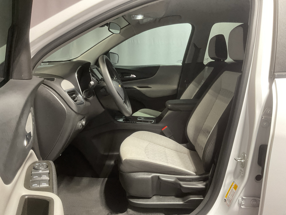 2023 Chevrolet Equinox LS 2WD