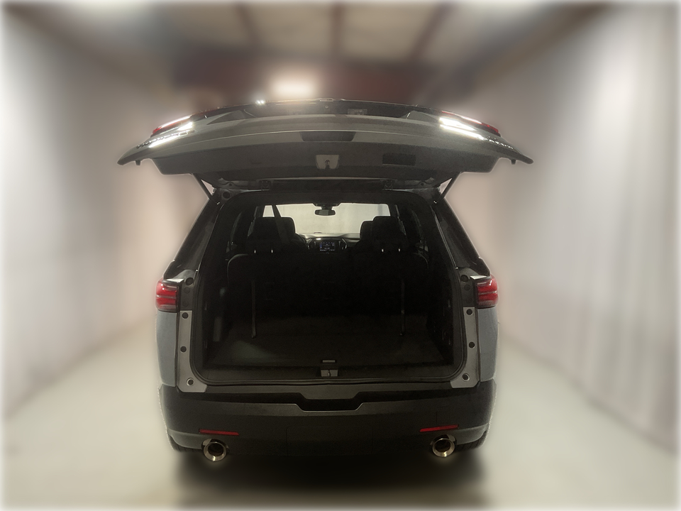 2023 Chevrolet Traverse LT Cloth FWD