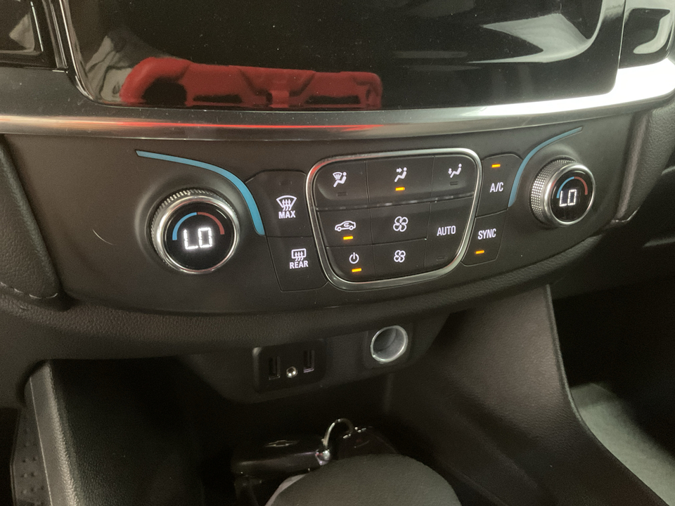 2023 Chevrolet Traverse LT Cloth FWD