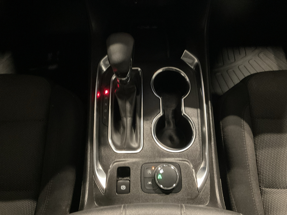 2023 Chevrolet Traverse LT Cloth FWD