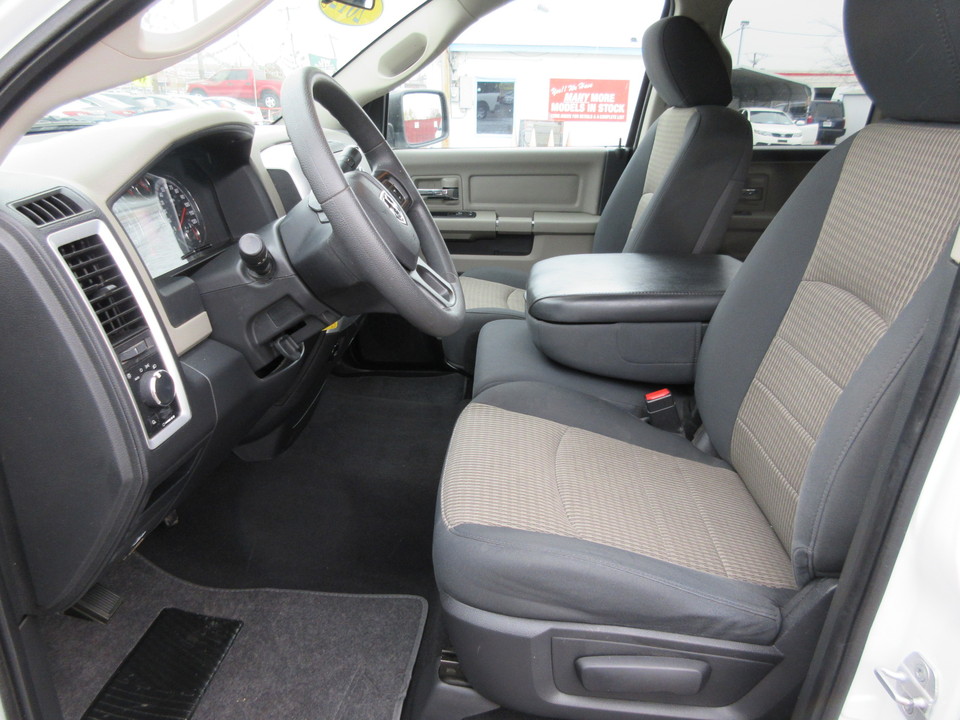 2012 Ram 1500 SLT Quad Cab 2WD