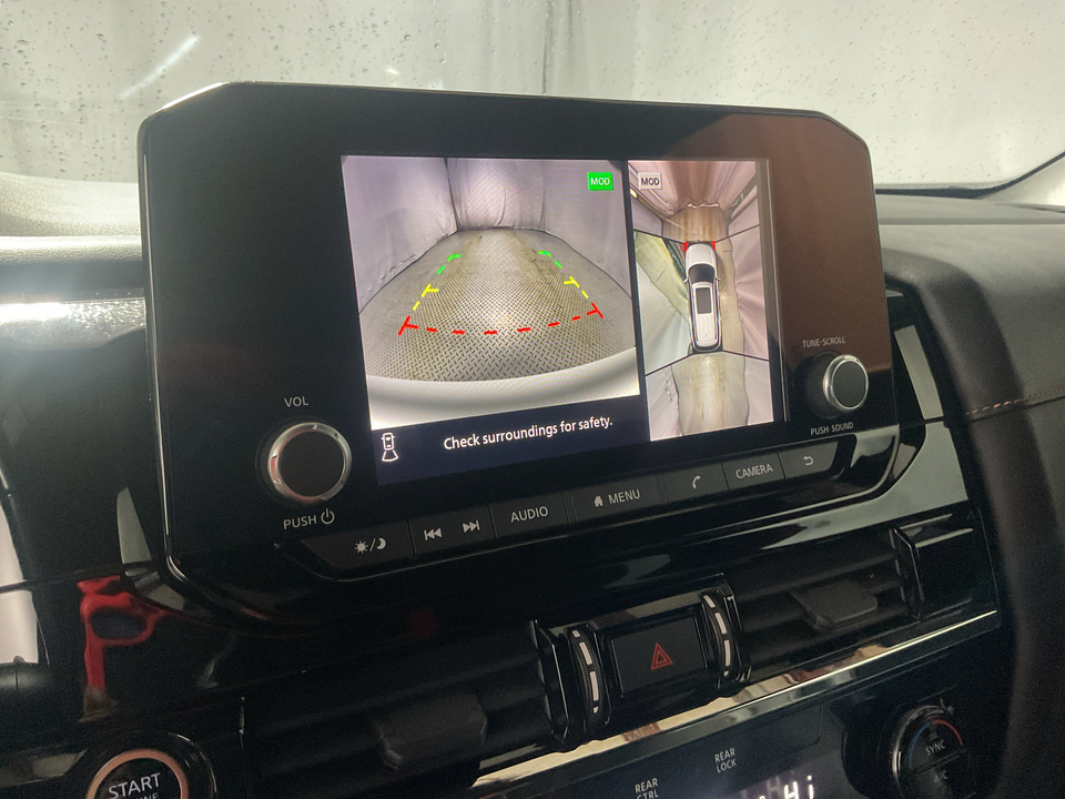 2023 Nissan Pathfinder SV 4WD