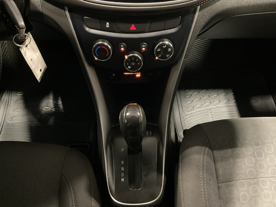 2020 Chevrolet Trax LS FWD