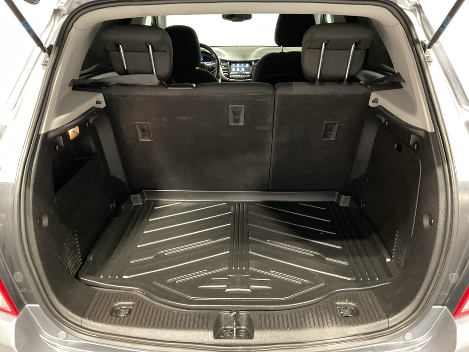 2020 Chevrolet Trax LS FWD
