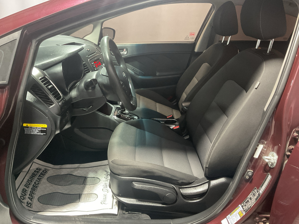 2018 Kia Forte LX 6A