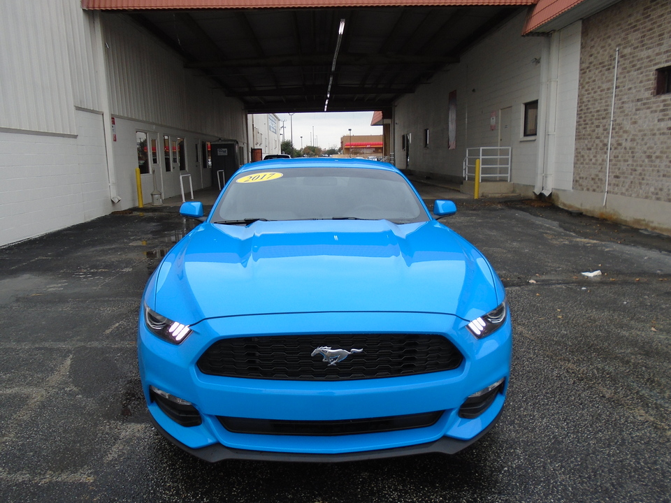 2017 Ford Mustang V6 Coupe