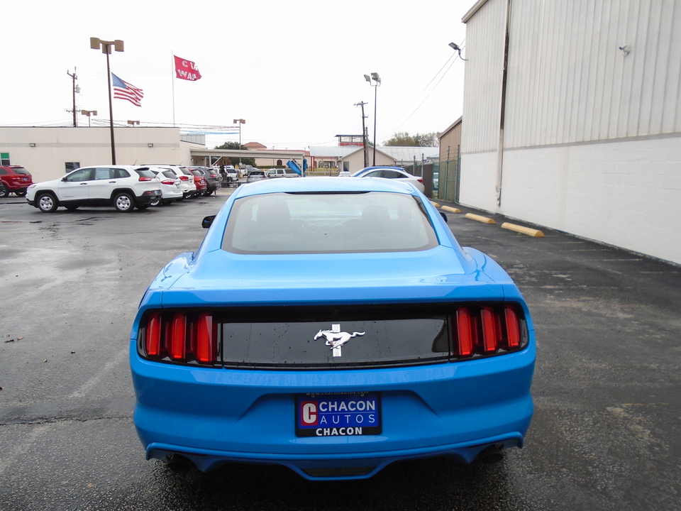 2017 Ford Mustang V6 Coupe